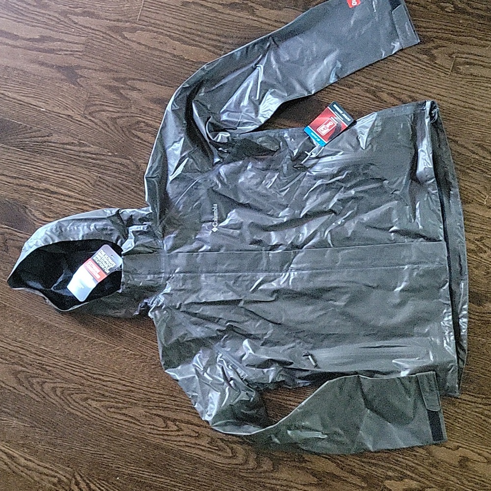 NWT Columbia